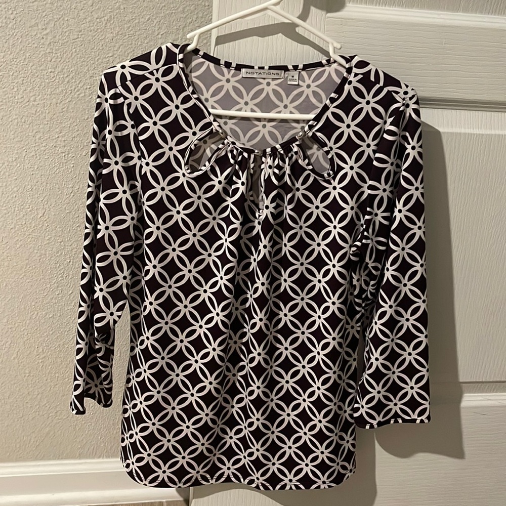 This is a floral-patterned top by Notations - Picture 1 of 3